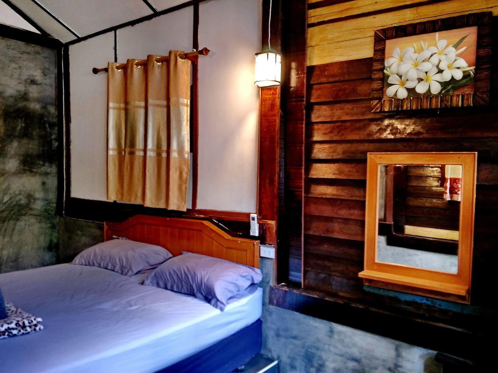 Tuk Tuk Guesthouse Koh Chang Extérieur photo